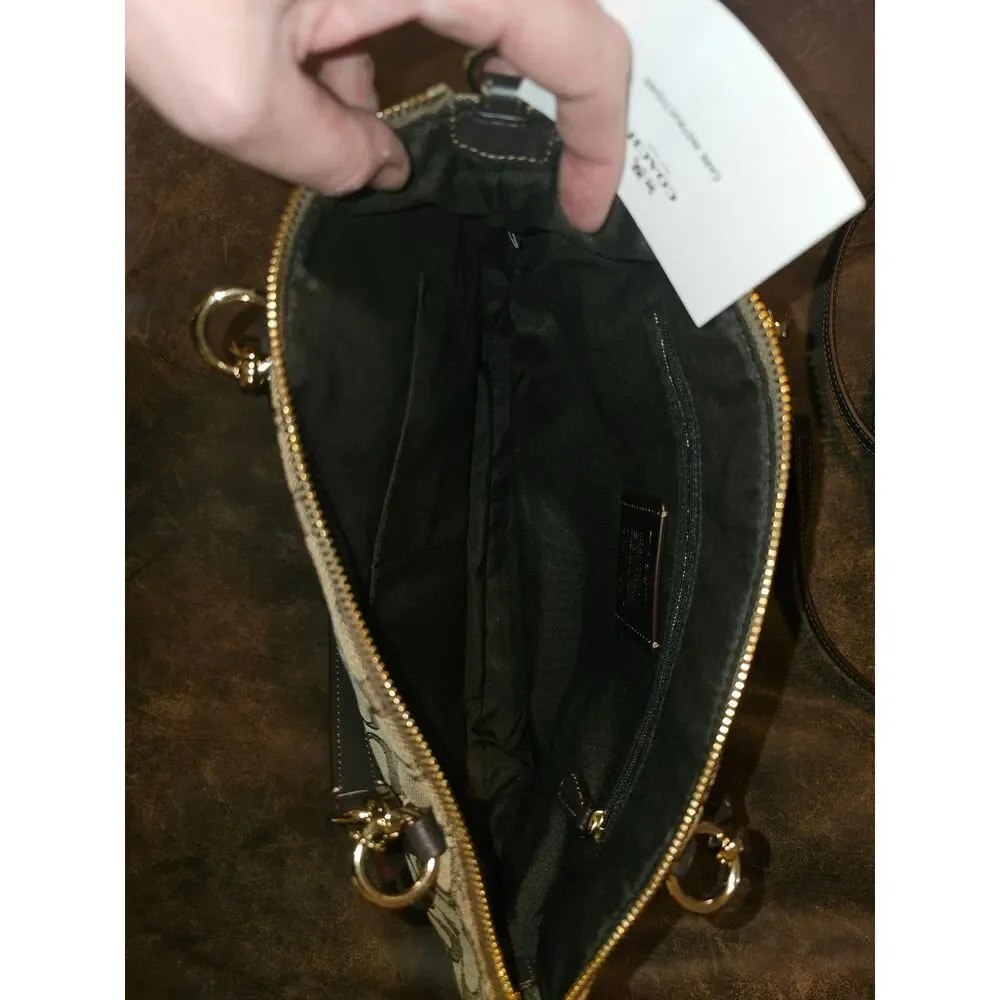 COACH Signature Kelsey Satchel - Picture 4 of 9